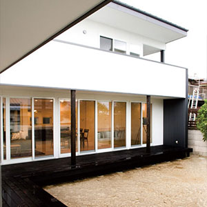 ＴＡＫＡＲＡ　ＨＯＵＳＥ