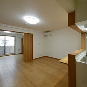 地下室と屋上を設け賃貸併用ながらゆとりのオーナースペースを確保した家