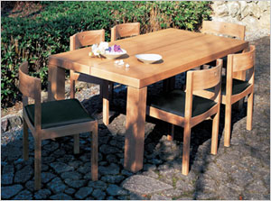 Rikyu Dining テーブル