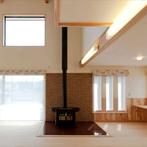 設計事例写真：暖炉のある家-2