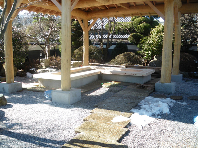 露天風呂　木の香るお風呂