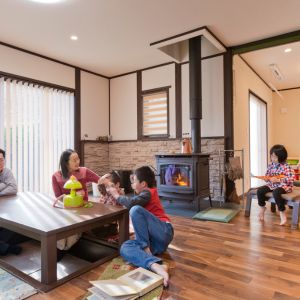 リビングでの団らん