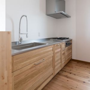 木のぬくもりと家事動線にこだわった住まい