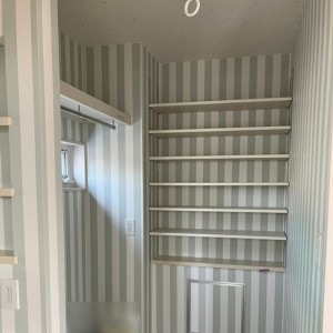 壁紙を使い分けるオシャレな家