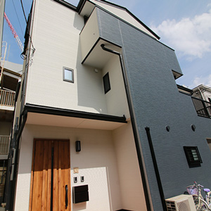施工事例写真：実用性とデザインのバランスが秀逸な二世帯住宅