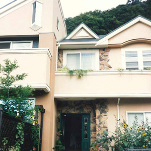 神奈川県葉山の二世帯住宅