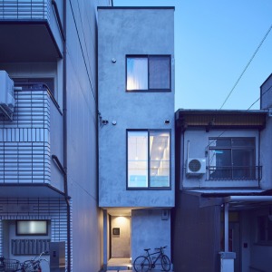 都市に棲む家