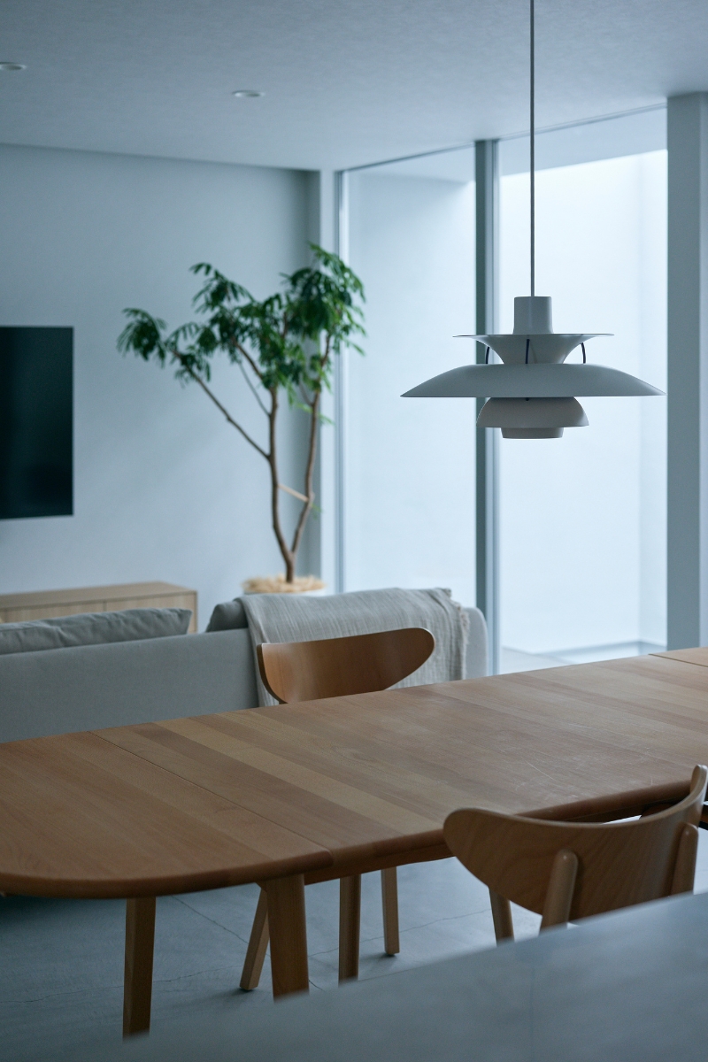 ダイニング（自然光）