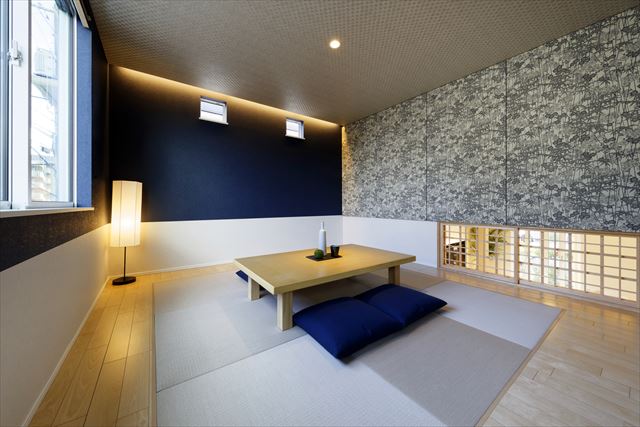 おしゃれな壁紙の新しい和室。