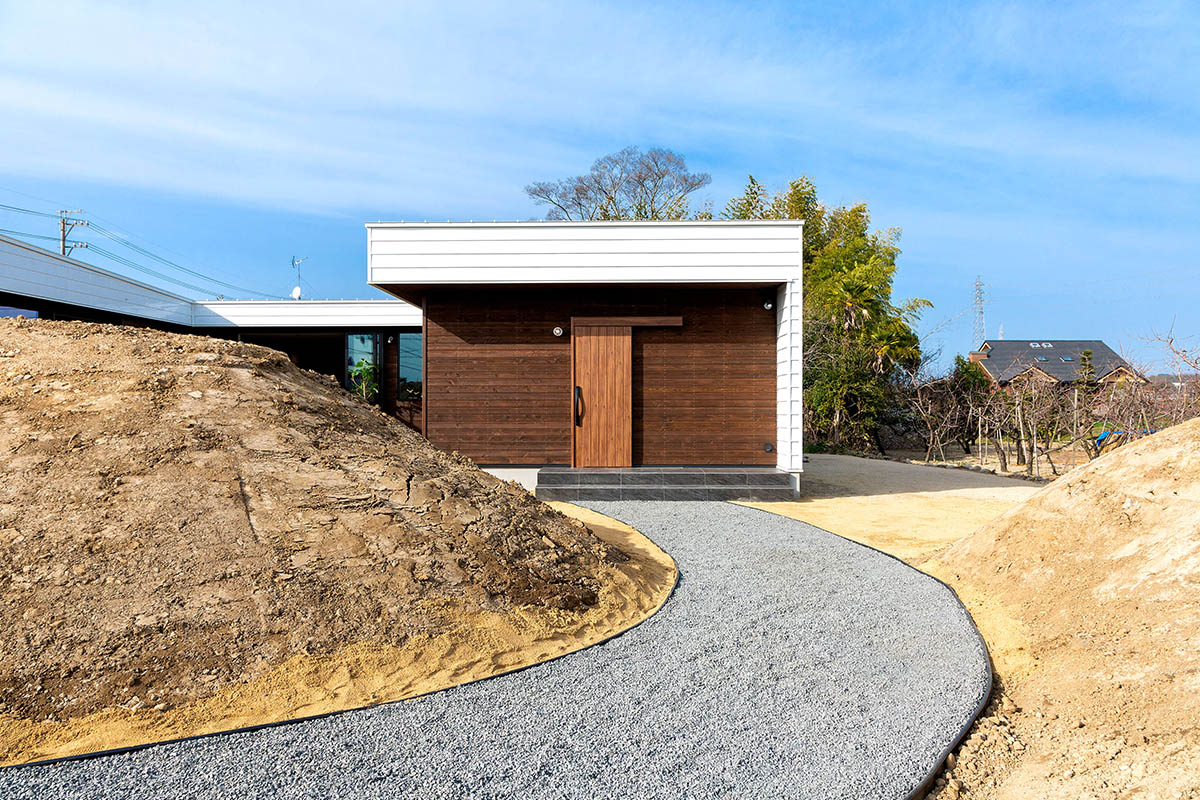 風景として、プライバシーを守る役割の山