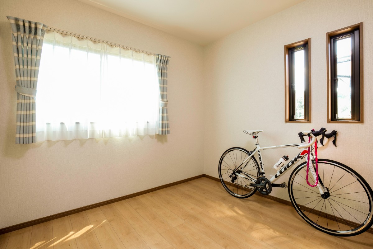 自転車も室内へ