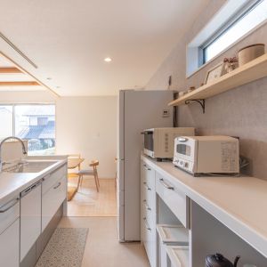 優しい光が差し込む総桧の家