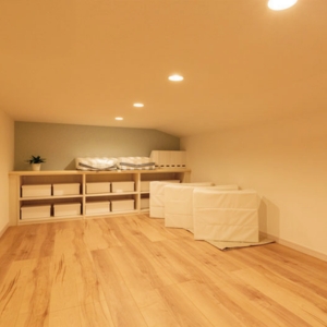 固定階段付の小屋裏収納 固定階段付の小屋裏収納