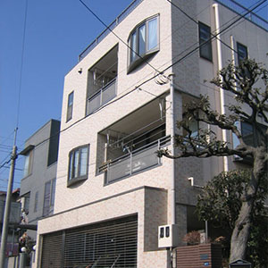 地下のある家