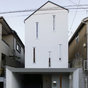 東京都 三階建て・地下室