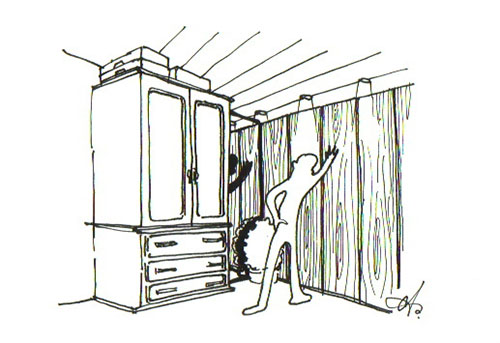 イラスト：部屋の隅に自分が映らない鏡を貼ると壁が続いて見える？（画：天野彰）