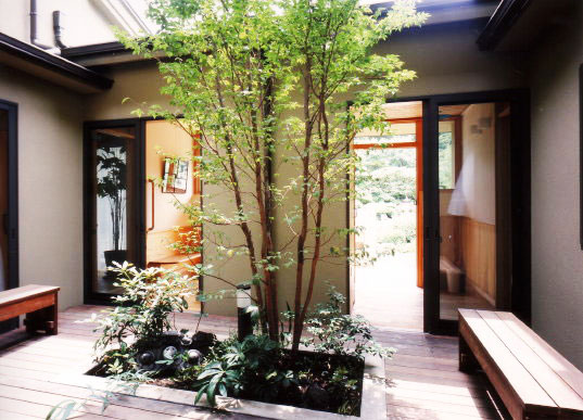 夢のマイホームで憧れのアウトサイドリビング