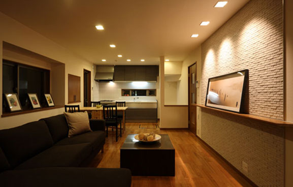 暖かみのある我が家へチェンジ！　　築30年戸建リノベーション