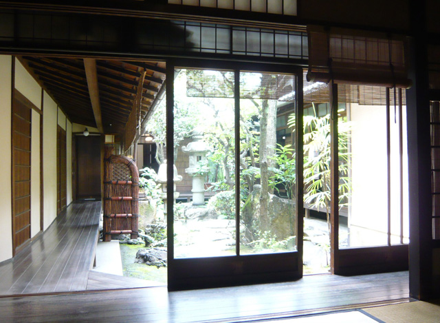 ■京都町家風景(写真天野彰)