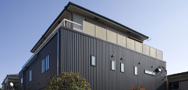 屋根・外壁の傷み具合のチェックはプロへ相談しましょう