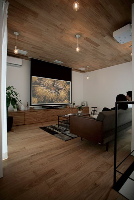 シアタールームを家族の憩いの場に!