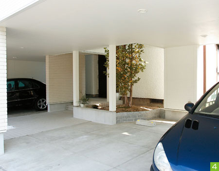 シンボルツリーのシャラを残して増築