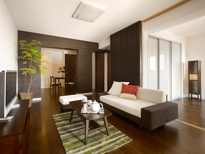 リビングを中心とした間取りにスケルトンリフォーム