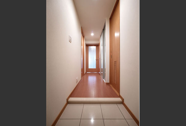 広々とした玄関スペース