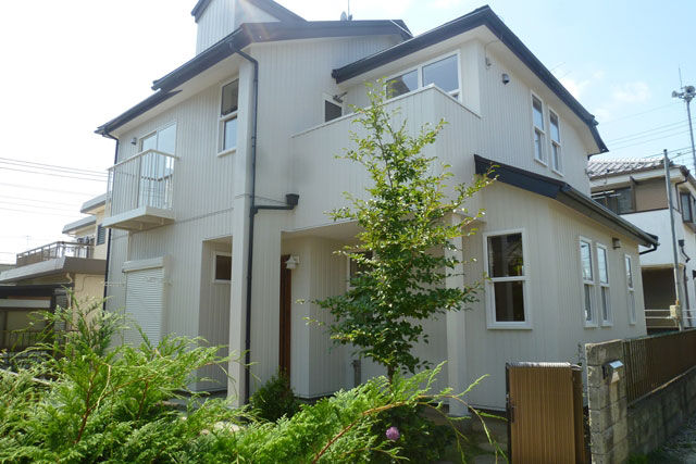 AFTER：外観はそのままにスケルトンリフォームしました