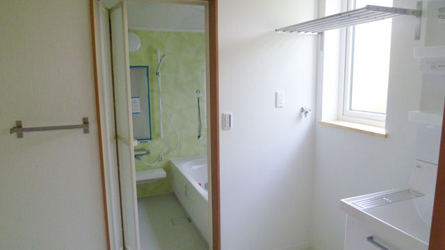 AFTER：タイル貼り浴室はユニットバスに