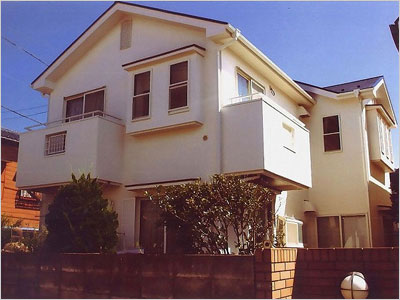 ２世帯住宅外構工事（屋根及び外壁塗装）