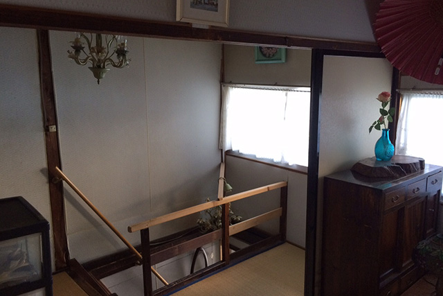 リフォーム前の階段