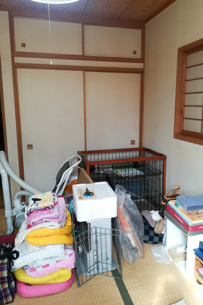 キッチンbefore：施工前は日当たりの良い和室でした。キッチンは北西に位置して暗く、大移動することに。