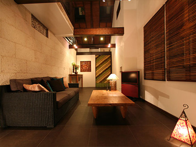 ミニマムモダンを追求したセカンドリビングのある家へリフォーム