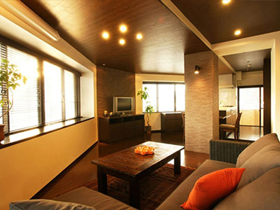 バリアートのあるアジアンテイストの家へ全面改装