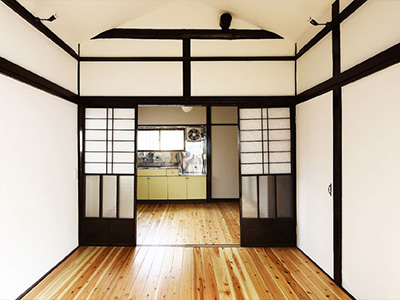 大森ロッヂ/再生された長屋の家