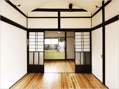 大森ロッヂ/再生された長屋の家