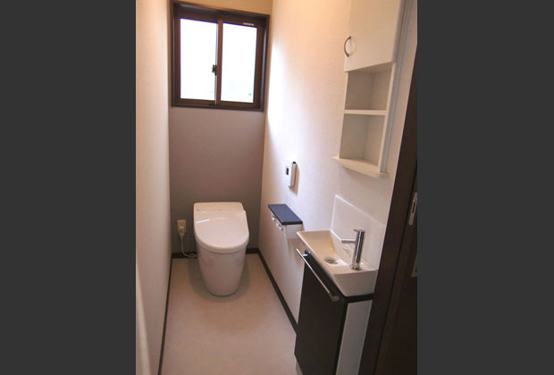 AFTER：節水・清掃性に優れたトイレに変更