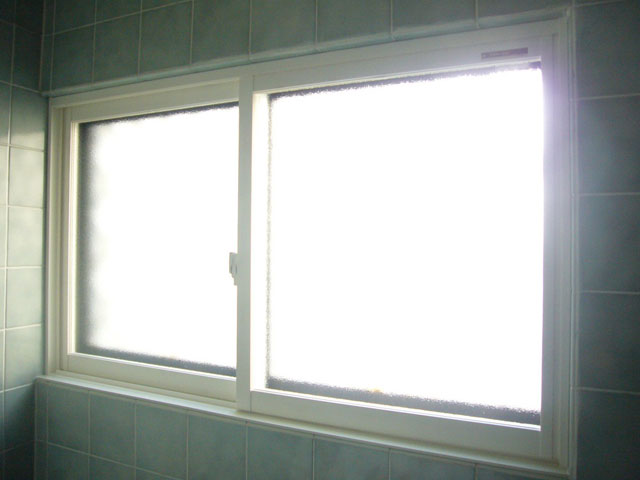 窓からの冷気を感じるなら内窓を