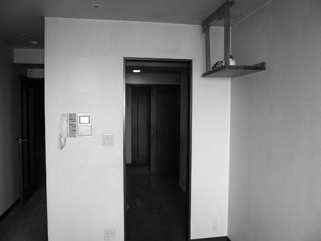 Before：リビングとキッチン