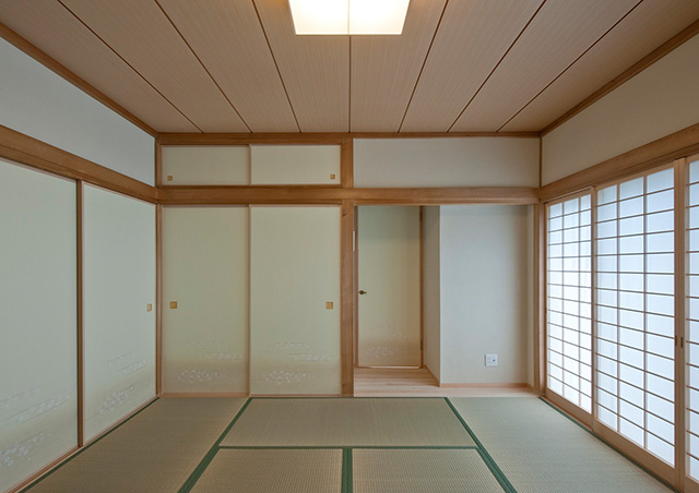 昔の面影を残しつつ、新しくなった落ち着いた雰囲気の和室