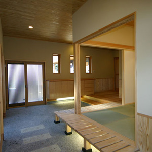 薪ストーブや井戸水利用の2世帯住宅 薪ストーブや井戸水利用の2世帯住宅